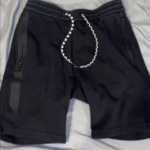 American eagle jogger shorts